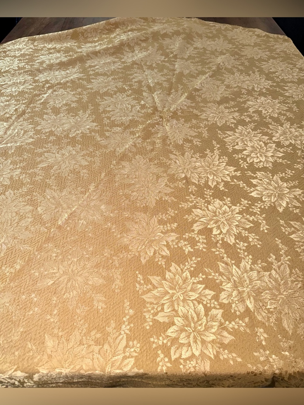 Gold Poinsettia Jacquard Christmas Tablecloth Round